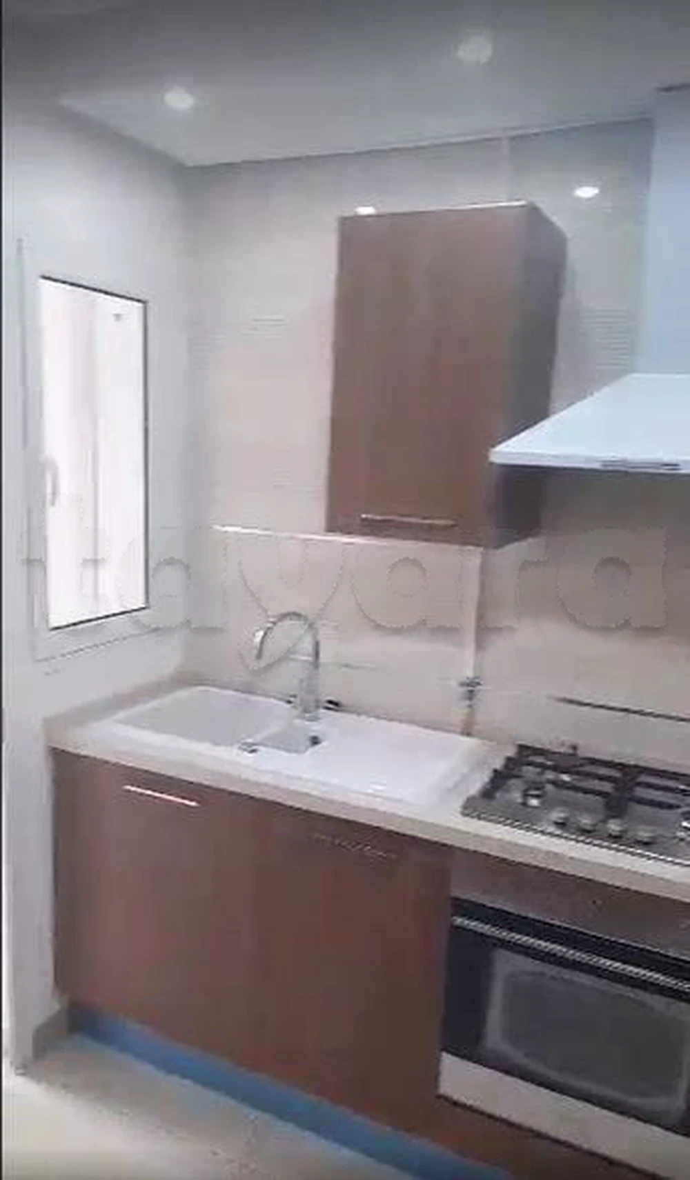 La Soukra&nbsp;La Soukra&nbsp;Location&nbsp;Appart. 2 pi�ces&nbsp;S1 vide soukra c�t� hamadi abid