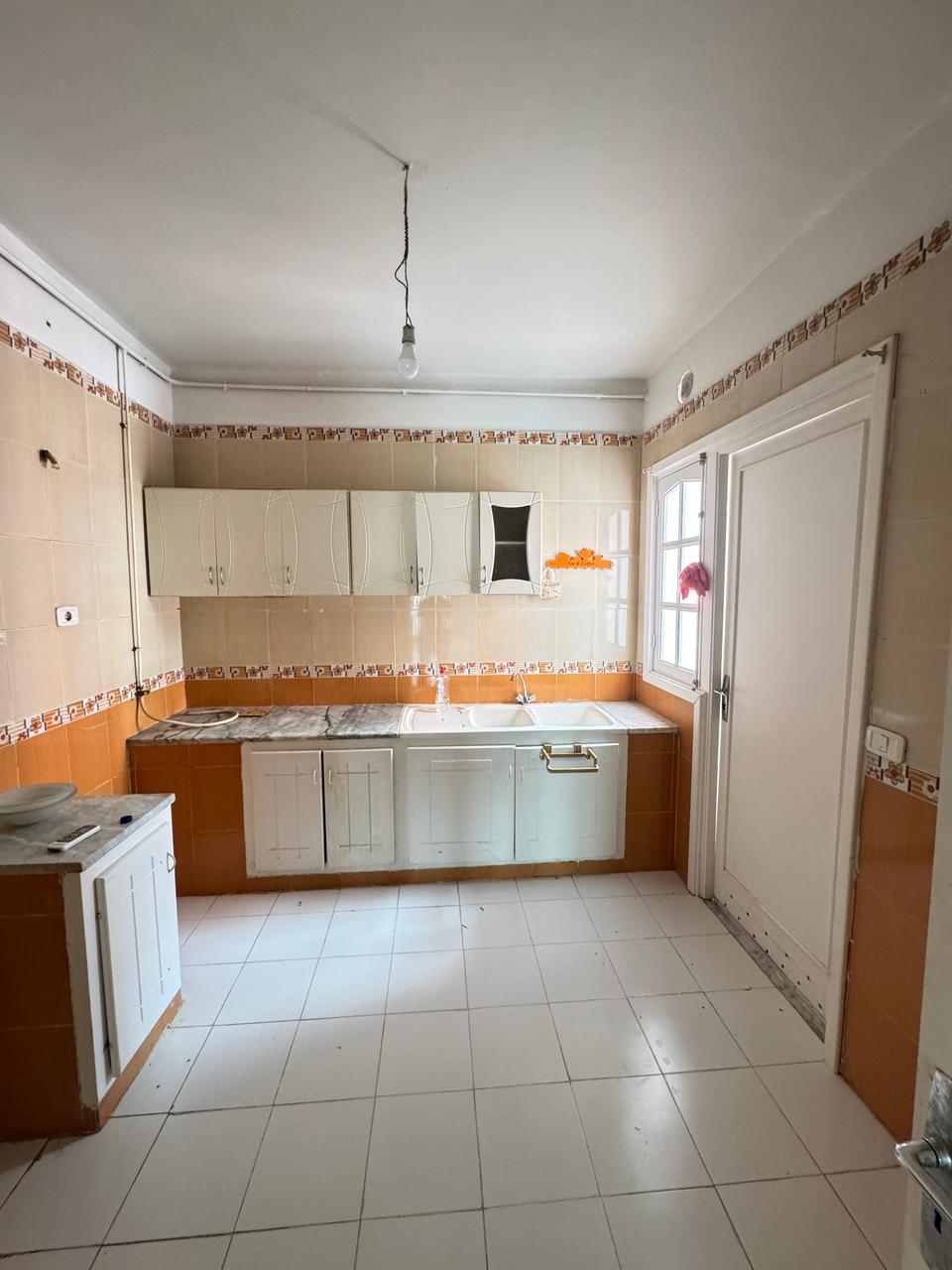 La Soukra&nbsp;Cite Hedi Nouira&nbsp;Location&nbsp;Appart. 3 pi�ces&nbsp;Appartement � h�di nouira ariana