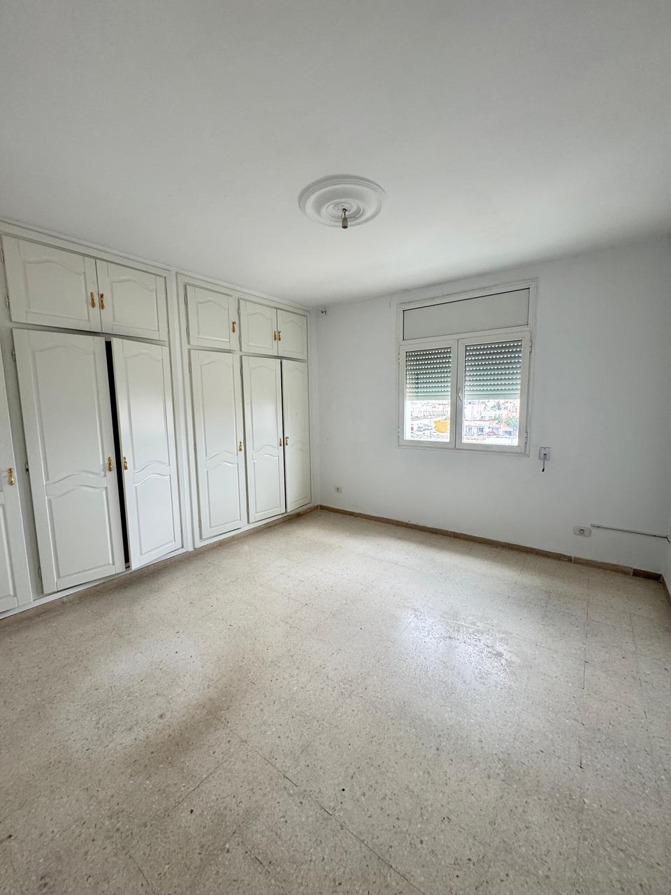 La Soukra&nbsp;Cite Hedi Nouira&nbsp;Location&nbsp;Appart. 3 pi�ces&nbsp;Appartement � h�di nouira ariana