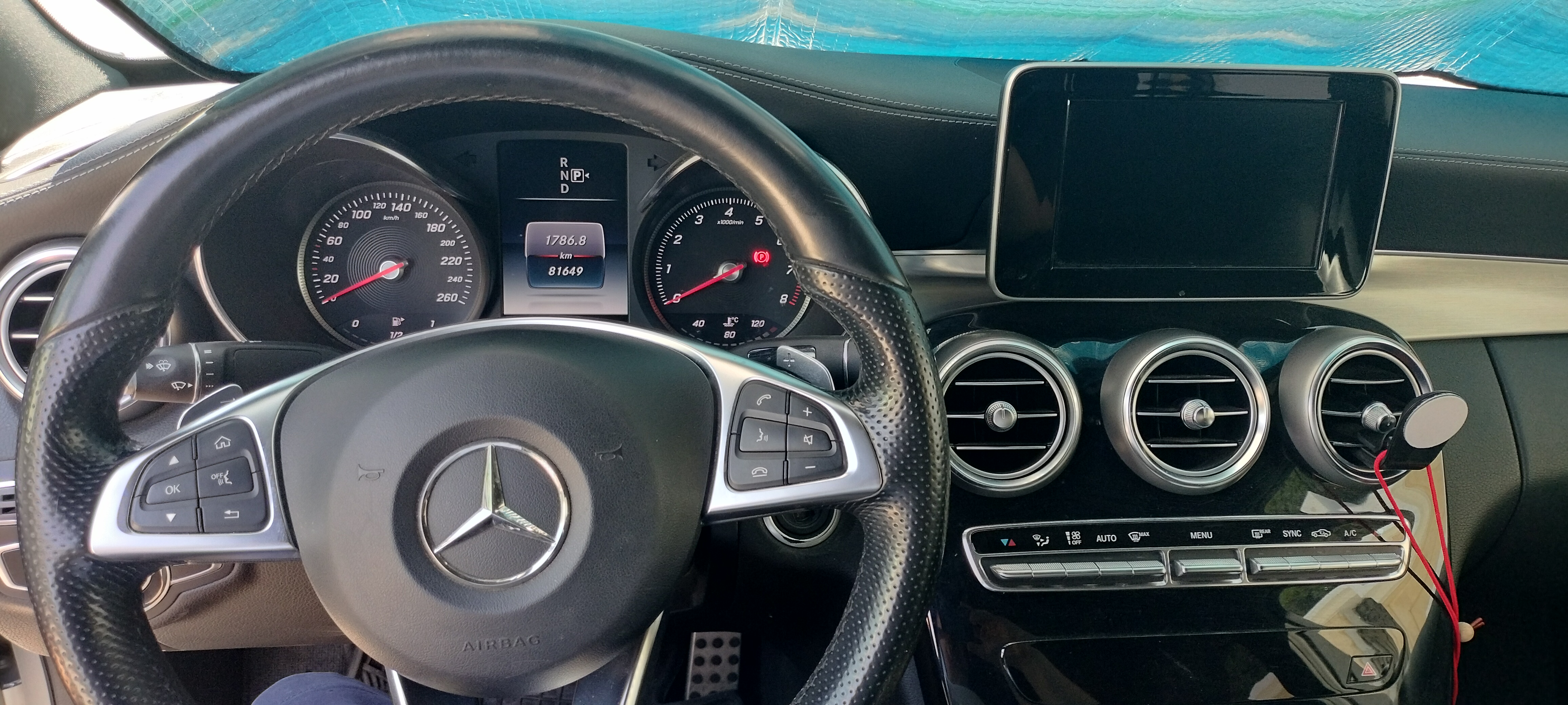 Ariana Ville&nbsp;El Menzah 5&nbsp;Mercedes&nbsp;C&nbsp;Jolie mercedes c200 pack amg silver