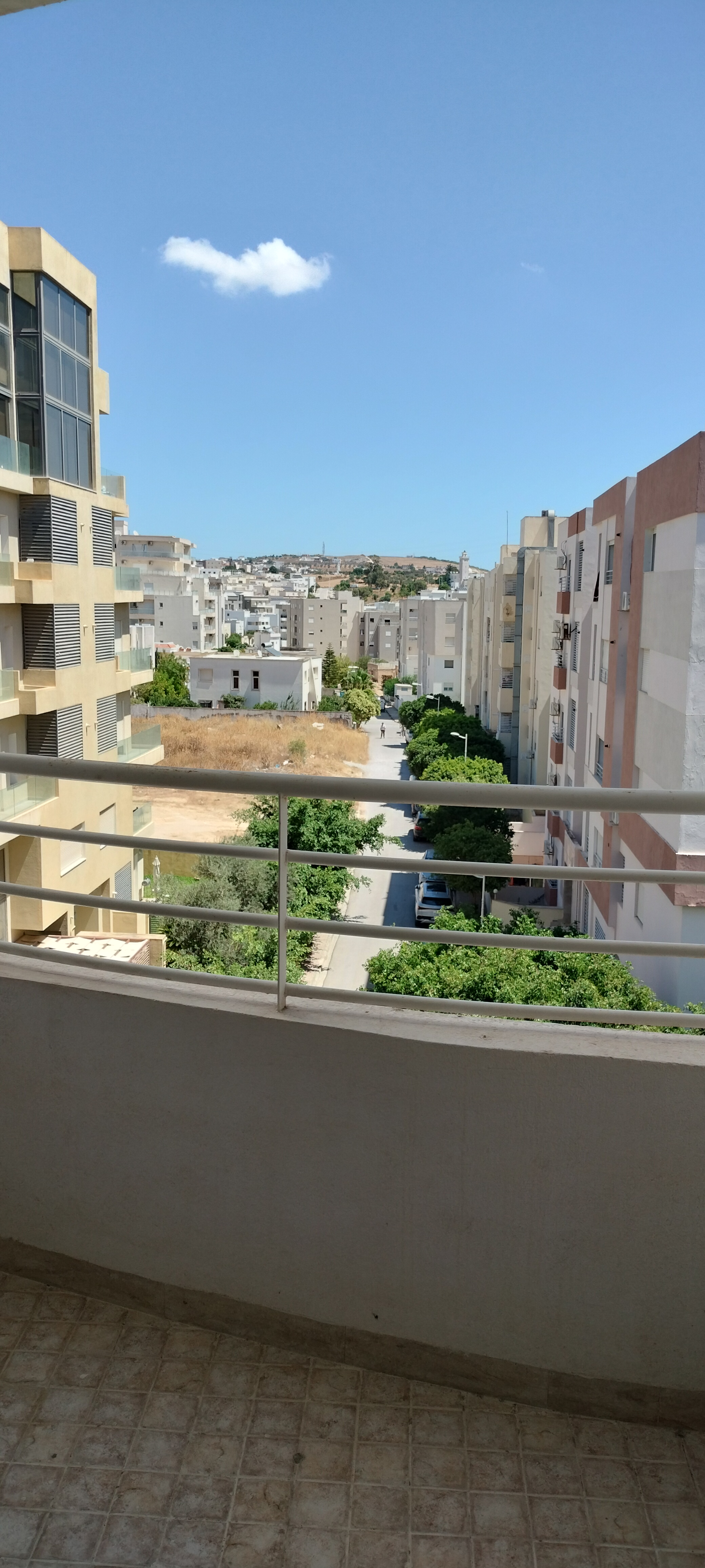 Mnihla&nbsp;Jardins d'el Menzah&nbsp;Vente&nbsp;Appart. 4 pi�ces&nbsp;Beau appart s3  haut standing avec parking