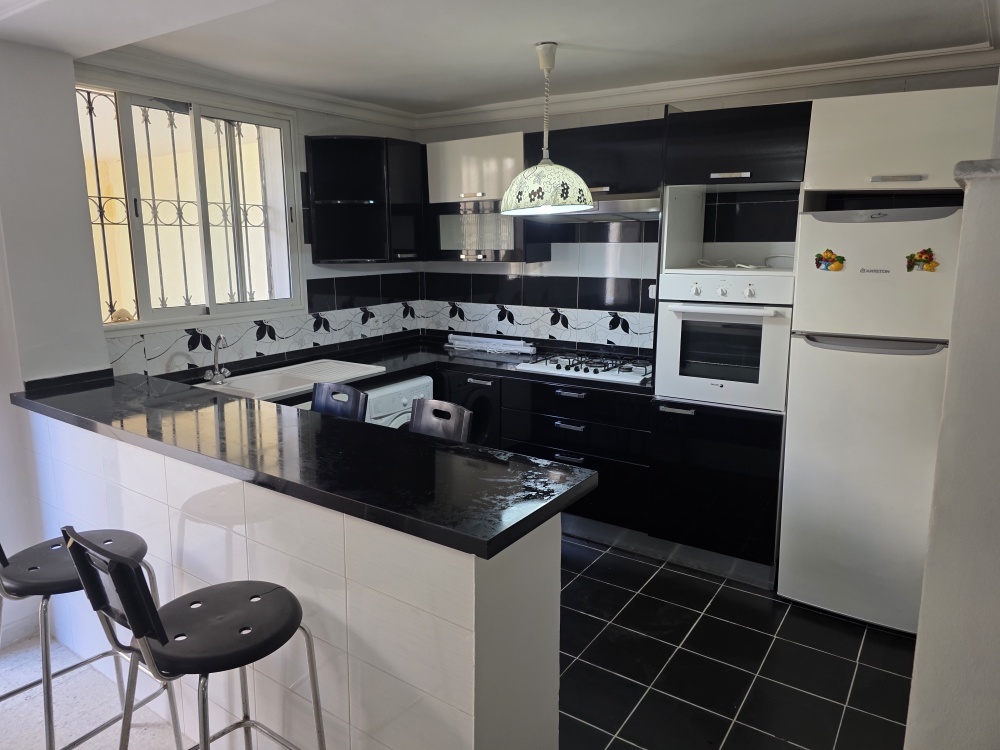 El Menzah&nbsp;El Manar 1&nbsp;Location&nbsp;Appart. 1 pi�ce&nbsp;Studio semi meubl� 40m el manar 1