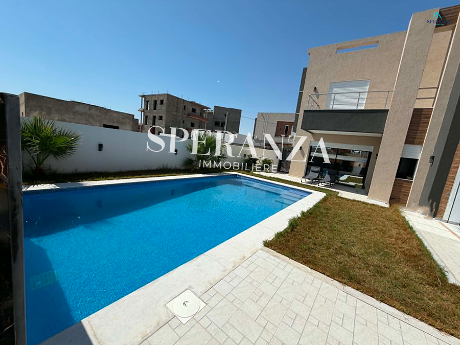Hammamet&nbsp;Hammamet&nbsp;Location&nbsp;Appart. 4 pi�ces&nbsp;Villa felicit�