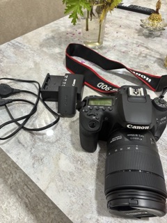 Ain Zaghouan&nbsp;Ain Zaghouan&nbsp;Reflex num�rique&nbsp;Reflex num�rique&nbsp;Canon eos 90d avec accessoires d'origine