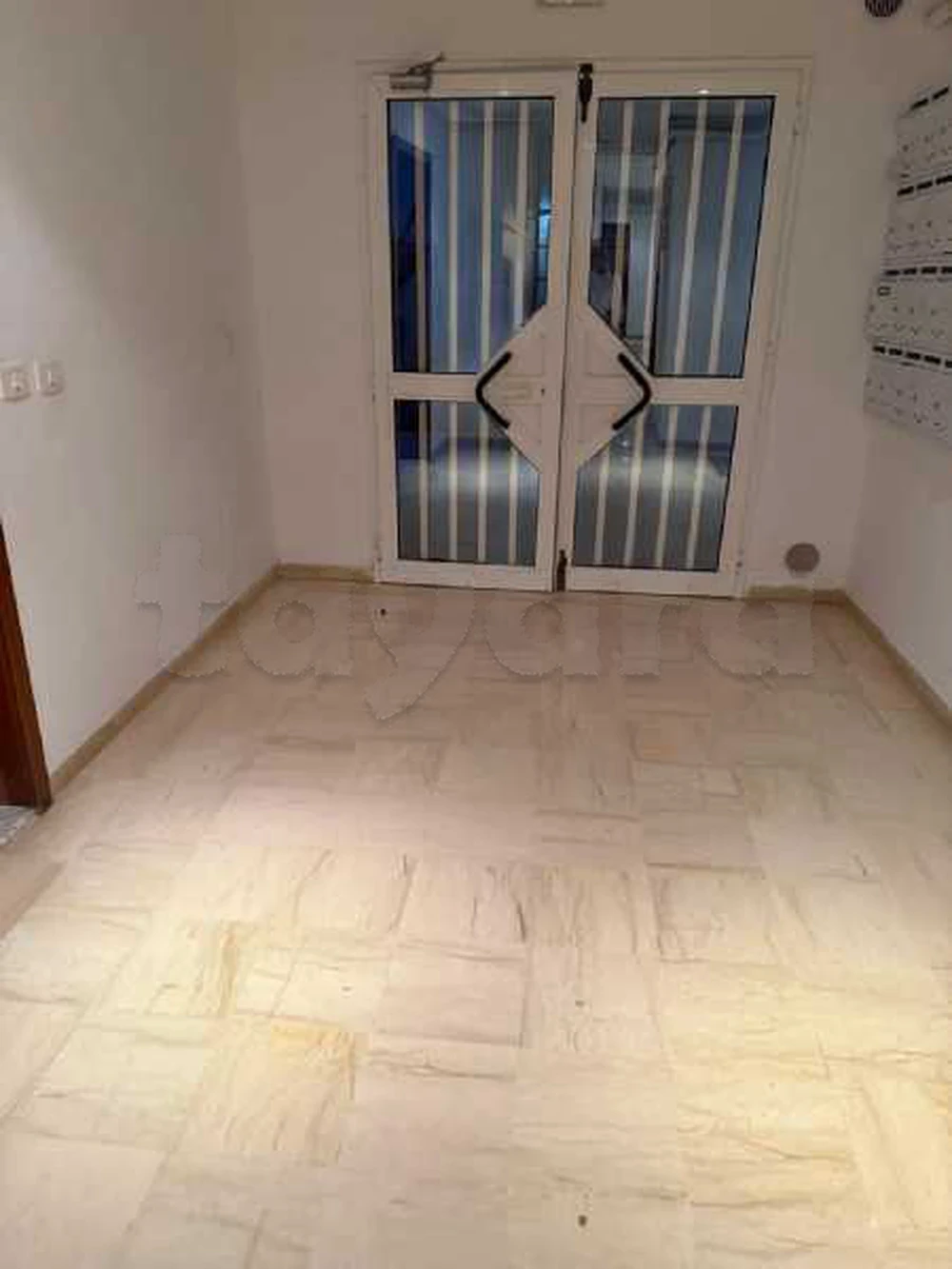 La Marsa&nbsp;El Aouina&nbsp;Location&nbsp;Appart. 2 pi�ces&nbsp;S plus 2 spacieux
