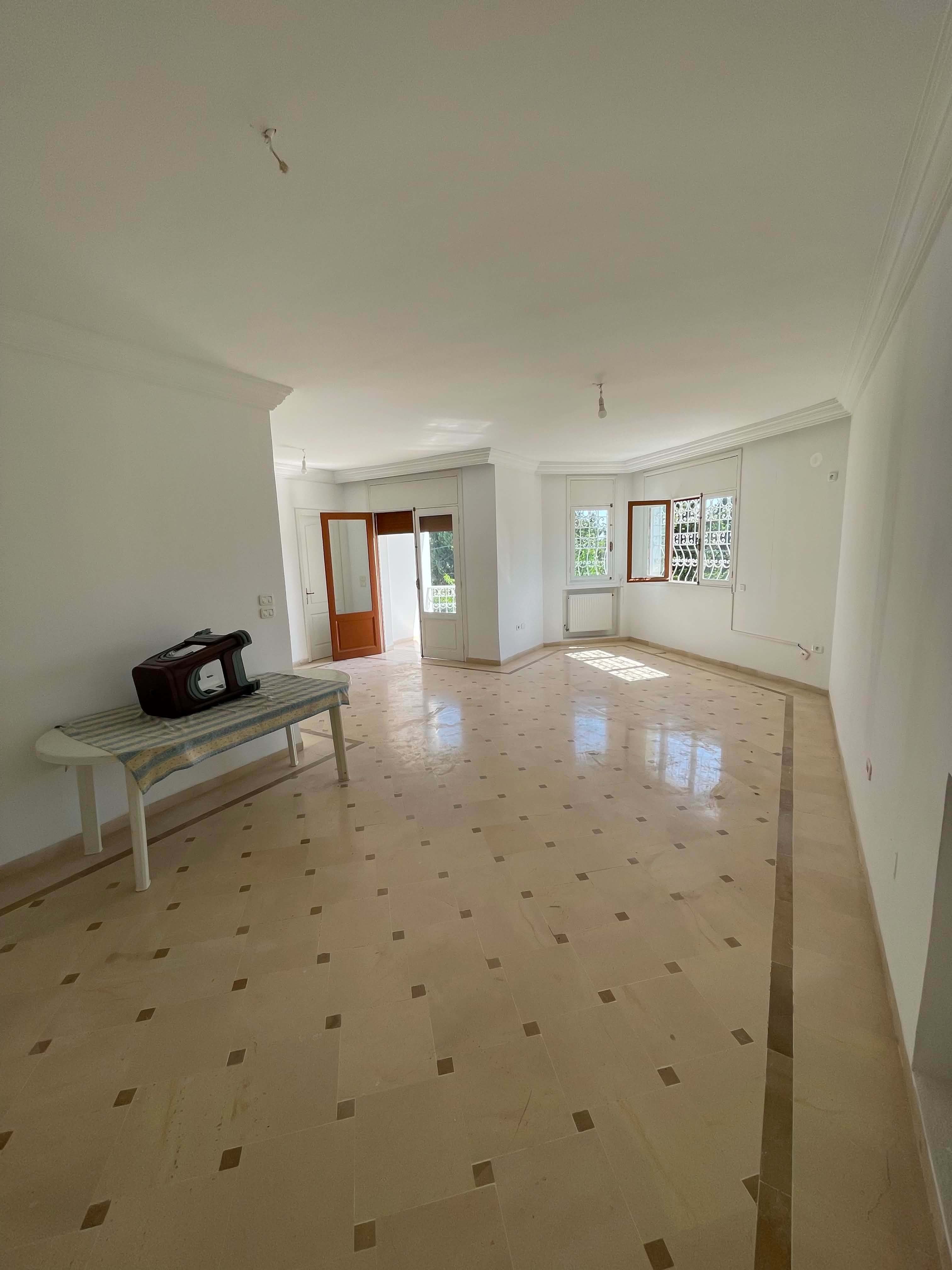 Megrine&nbsp;Megrine&nbsp;Location&nbsp;Maisons&nbsp;Magnifique 1er �tage de villa � m�grine coteaux
