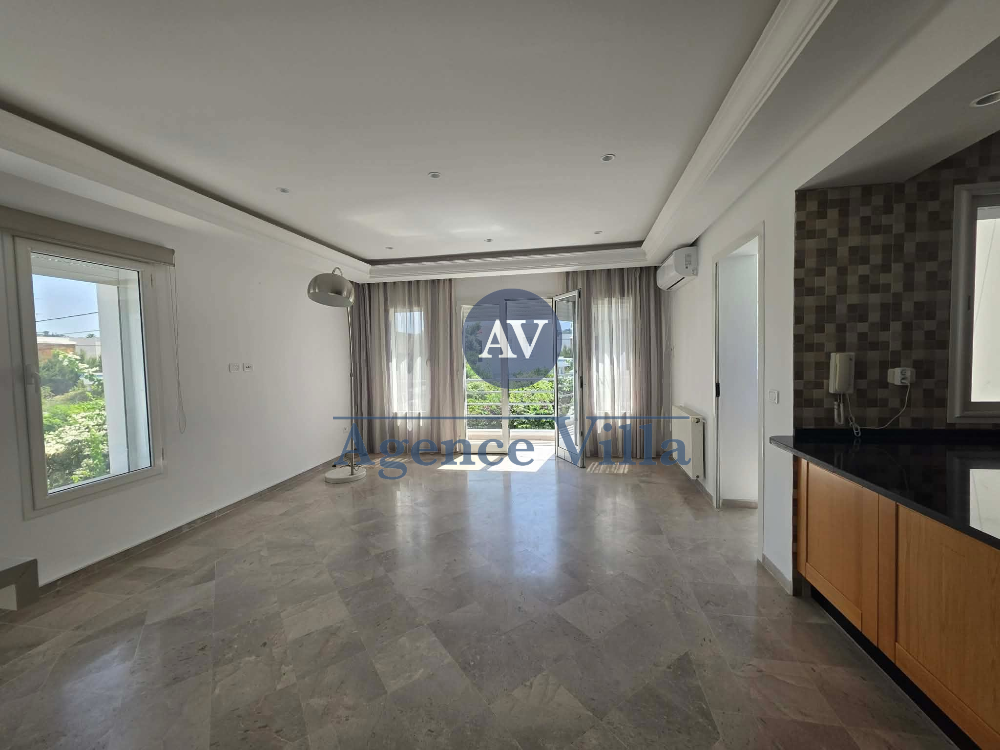 La Marsa&nbsp;Marsa Ennassim&nbsp;Location&nbsp;Maisons&nbsp;Etage de villa s3 � la marsa cit� enassim