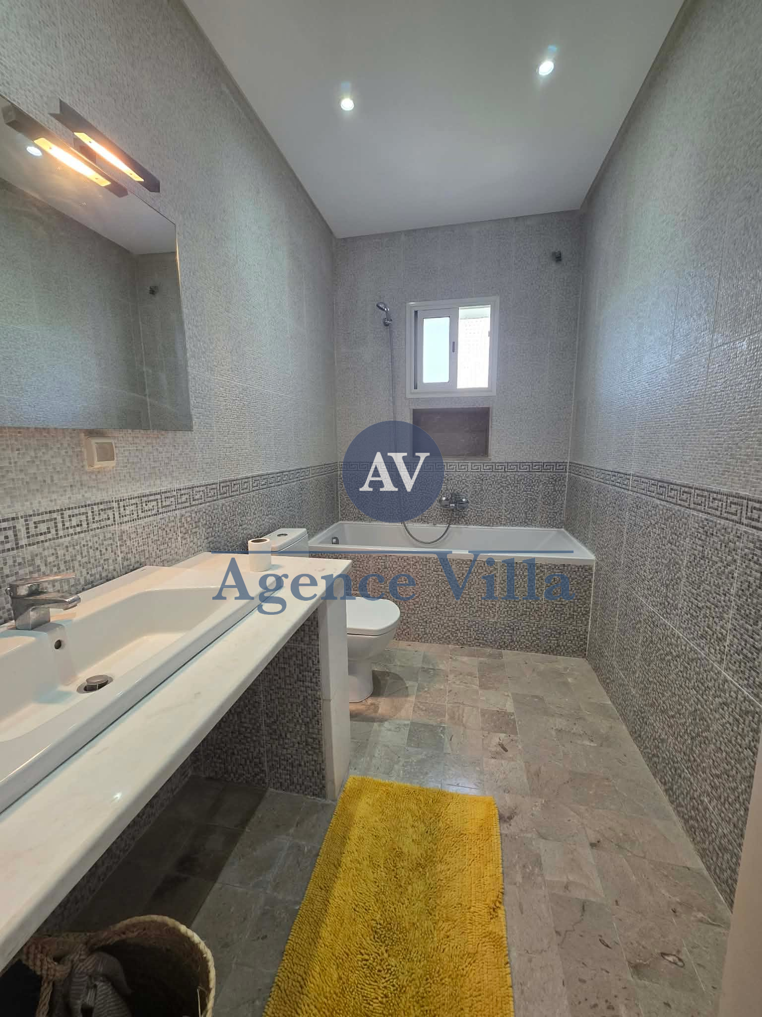 La Marsa&nbsp;Marsa Ennassim&nbsp;Location&nbsp;Maisons&nbsp;Etage de villa s3 � la marsa cit� enassim