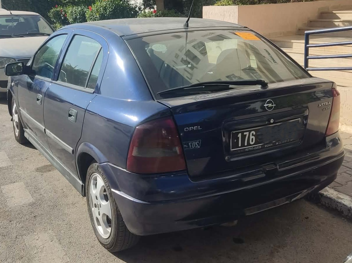 Ben Arous&nbsp;Ben Arous&nbsp;Opel&nbsp;Astra&nbsp;Opel astra g en tres bon etat