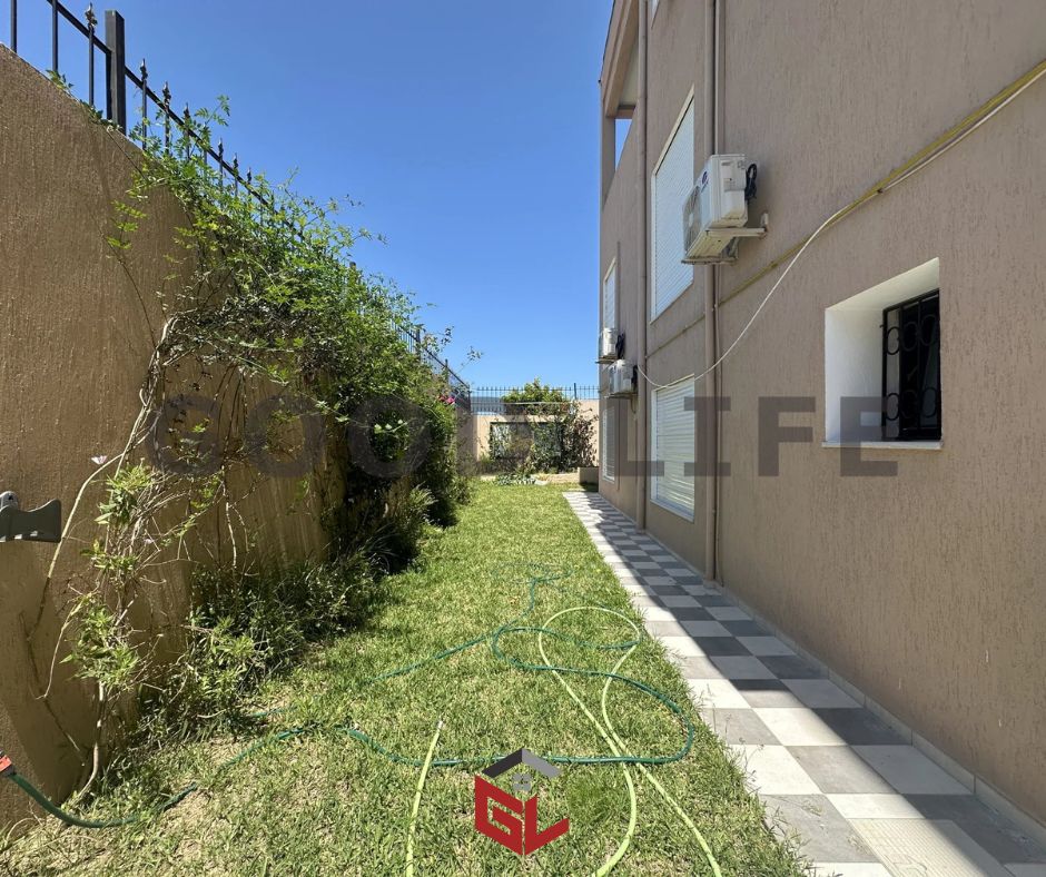 La Marsa&nbsp;Gammart&nbsp;Location&nbsp;Appart. 4 pi�ces&nbsp;S3 avec jardin � gammarth sup�rieur