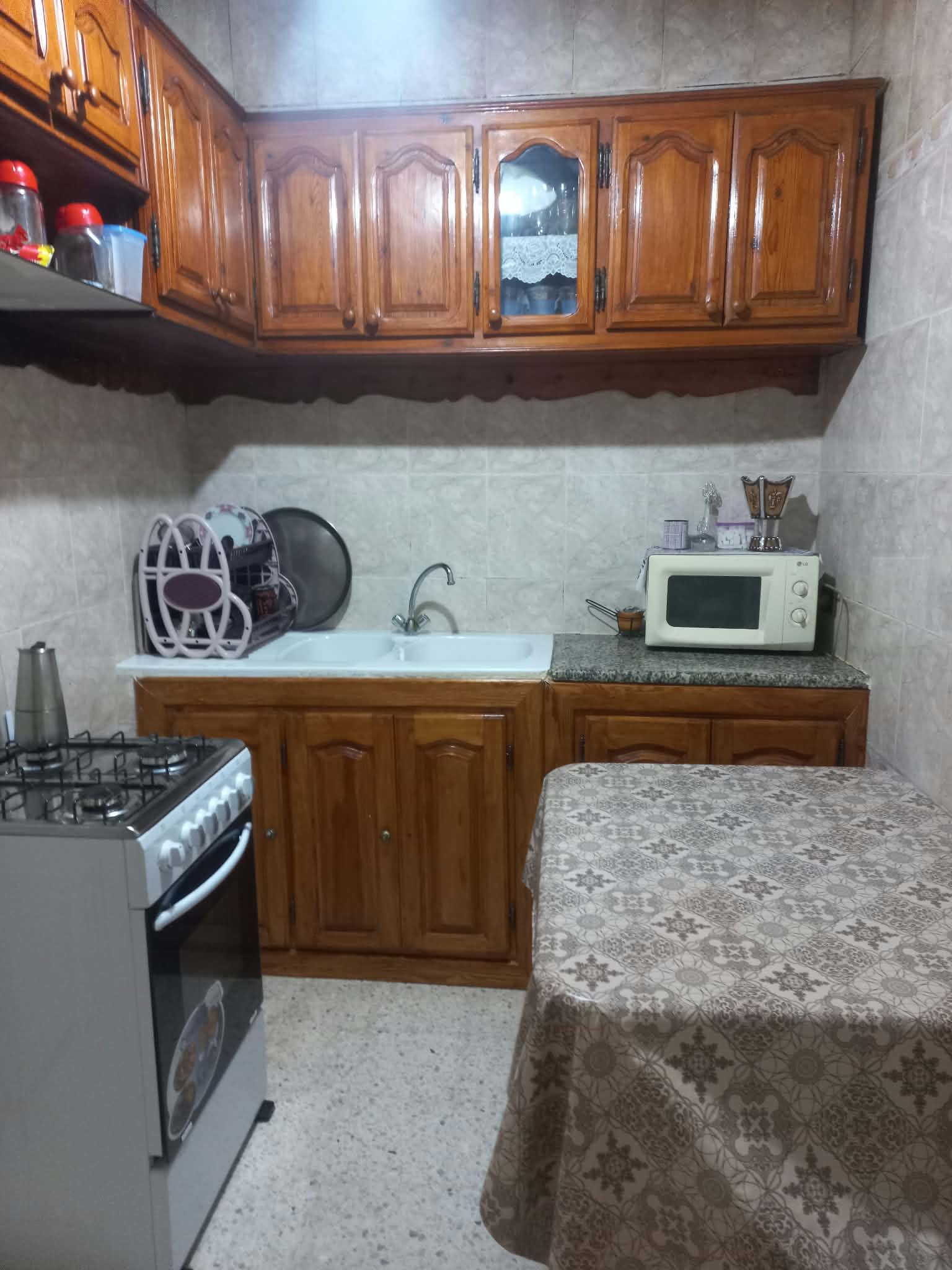 El Omrane Superieur&nbsp;Cite Ibn Khaldoun I&nbsp;Location&nbsp;Maisons&nbsp;Maison en face station m�tro yasmin