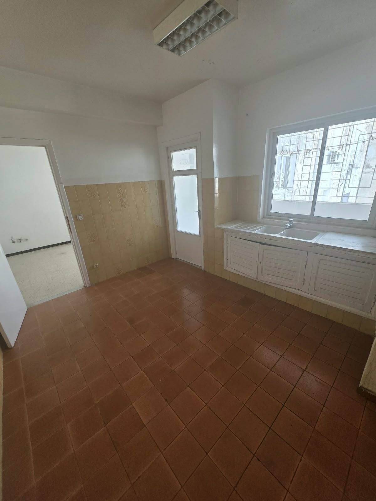 El Menzah&nbsp;El Manar 1&nbsp;Location&nbsp;Appart. 2 pi�ces&nbsp;Joli appart s2 meubl�e a manar 1