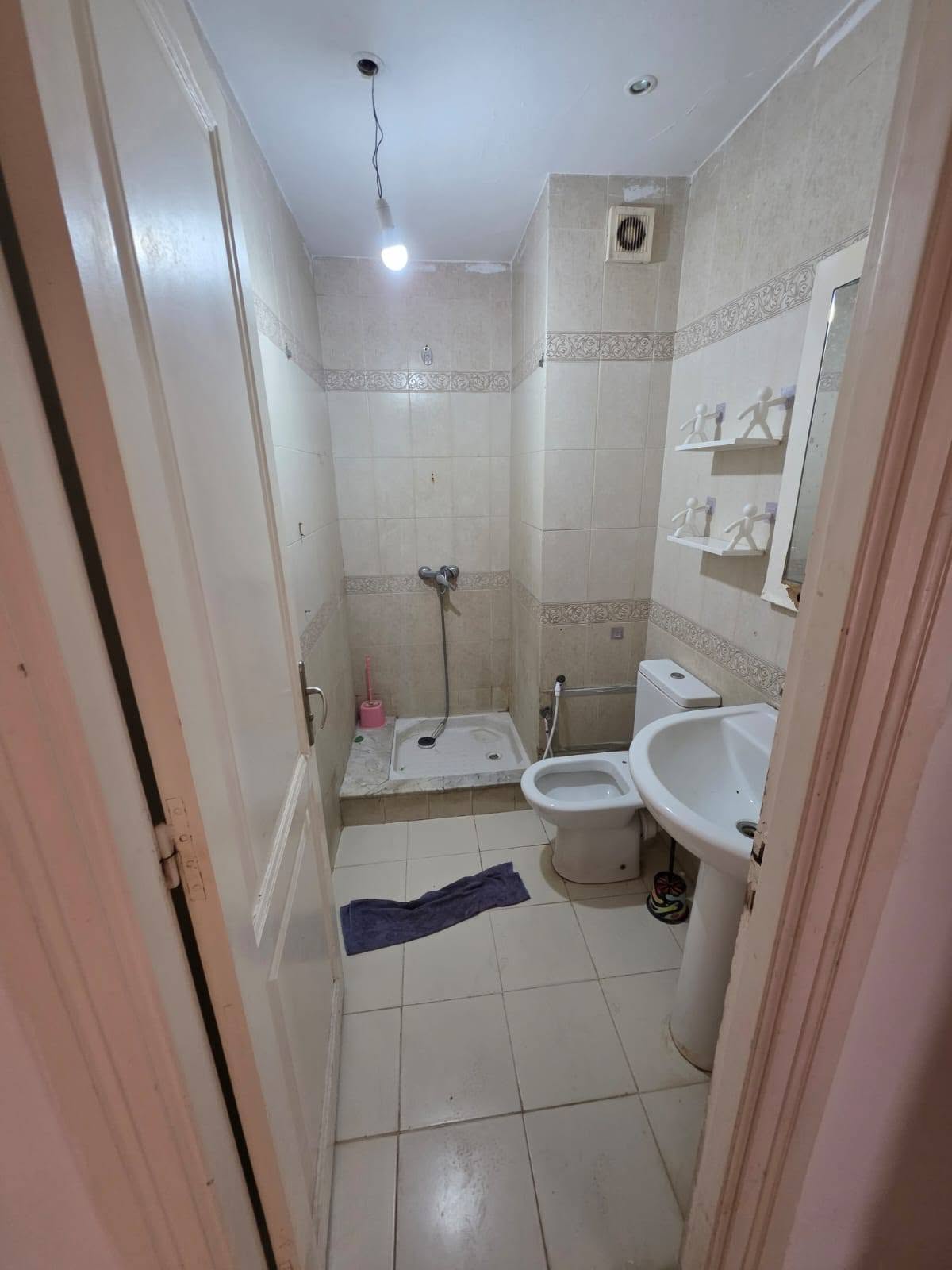 El Menzah&nbsp;El Manar 1&nbsp;Location&nbsp;Appart. 2 pi�ces&nbsp;Joli appart s2 meubl�e a manar 1