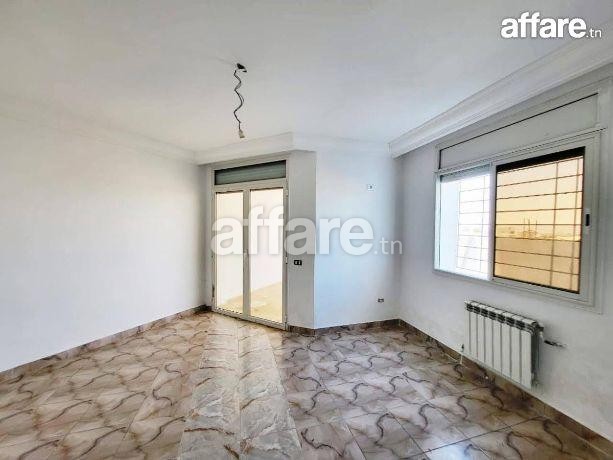 El Menzah&nbsp;El Manar 1&nbsp;Location&nbsp;Appart. 2 pi�ces&nbsp;Joli appart s2 non meubl�e au rez de chaus�e