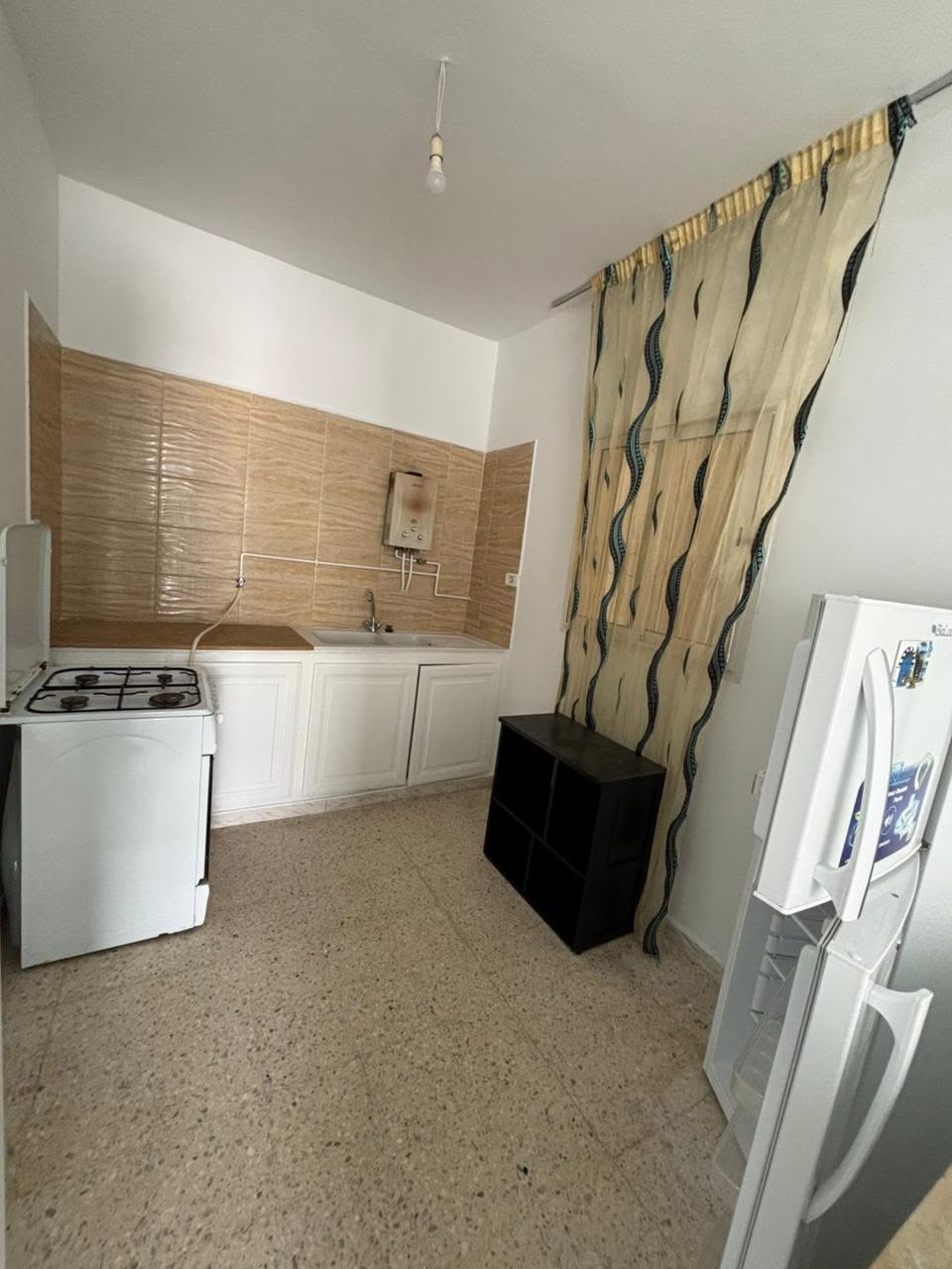 El Menzah&nbsp;El Menzah 9&nbsp;Location&nbsp;Appart. 1 pi�ce&nbsp;Beaux studio s1 meubl�