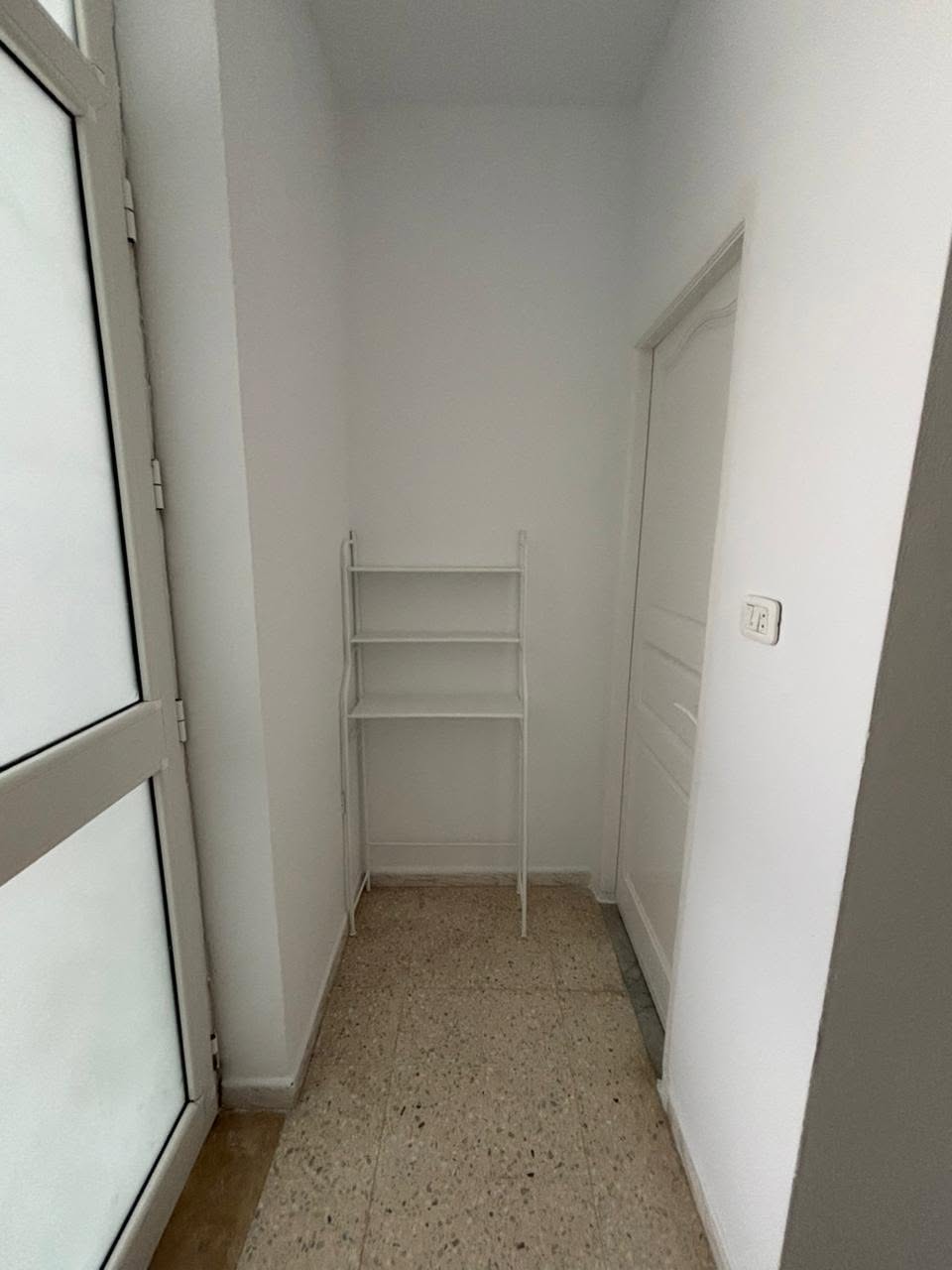 El Menzah&nbsp;El Menzah 9&nbsp;Location&nbsp;Appart. 1 pi�ce&nbsp;Beaux studio s1 meubl�