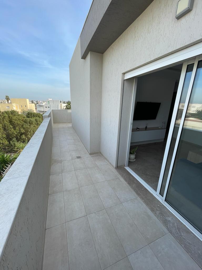 La Soukra&nbsp;La Soukra&nbsp;Location&nbsp;Appart. 2 pi�ces&nbsp;Apprt splus 1 meubl� � soukra