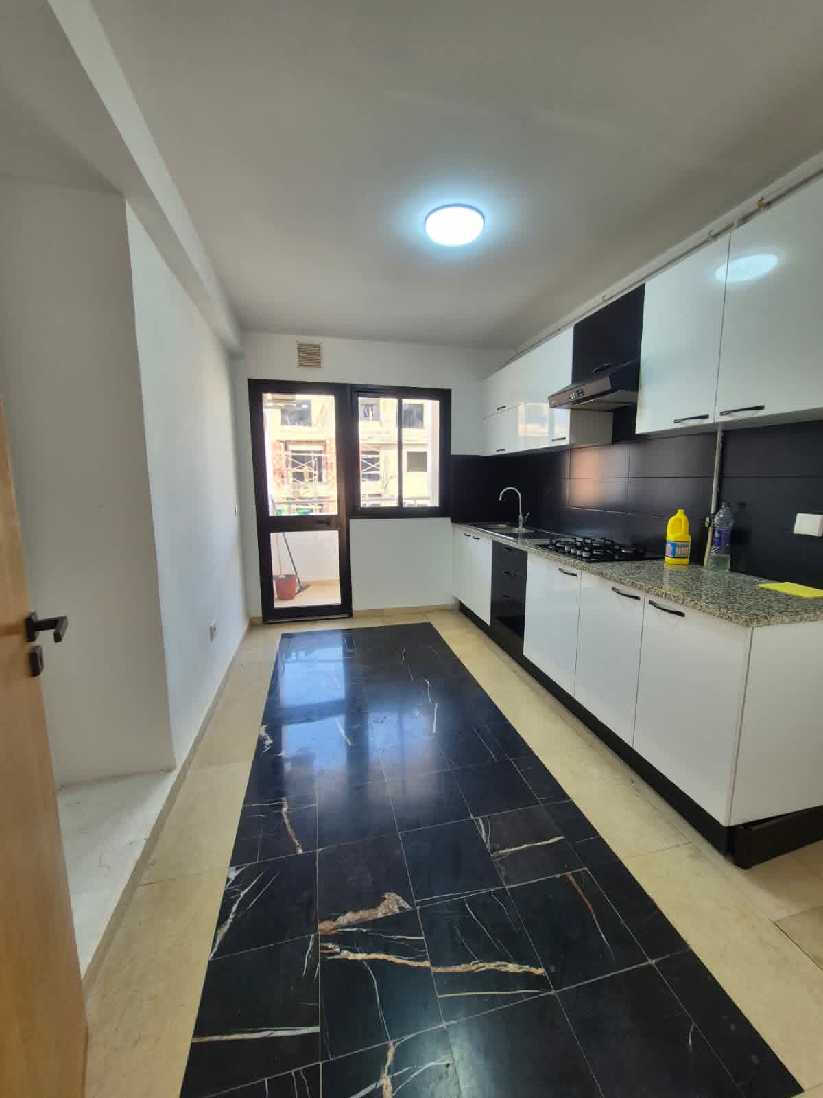 La Marsa&nbsp;El Aouina&nbsp;Vente&nbsp;Appart. 3 pi�ces&nbsp;Apprt s plus 2 � l'aouina