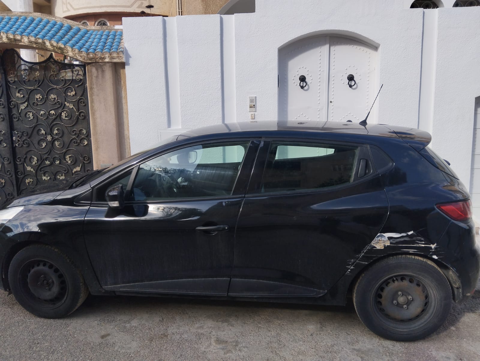 Sousse Jaouhara&nbsp;Cite Sahloul&nbsp;Renault&nbsp;Clio&nbsp;Renault clio 4 une premi�re main d'origine