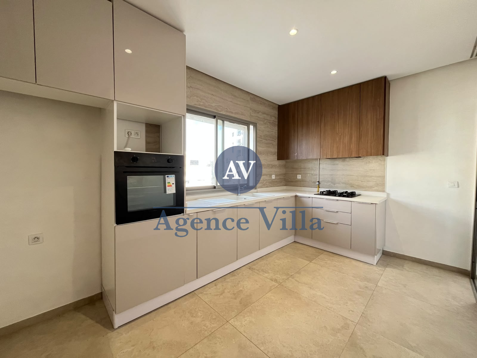 Ain Zaghouan&nbsp;Ain Zaghouan&nbsp;Location&nbsp;Appart. 3 pi�ces&nbsp;Appartement s2 avec balcon � ain zaghouan nord