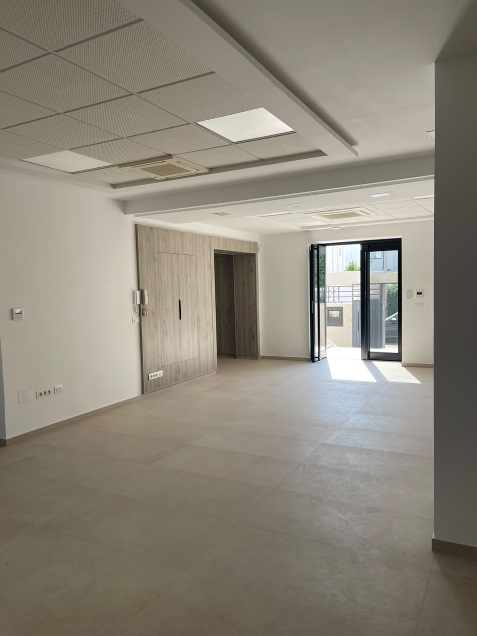 Cite El Khadra&nbsp;Cite Jardins&nbsp;Bureaux & Commerces&nbsp;Bureau&nbsp;Immeuble r plus 2 � alain savary