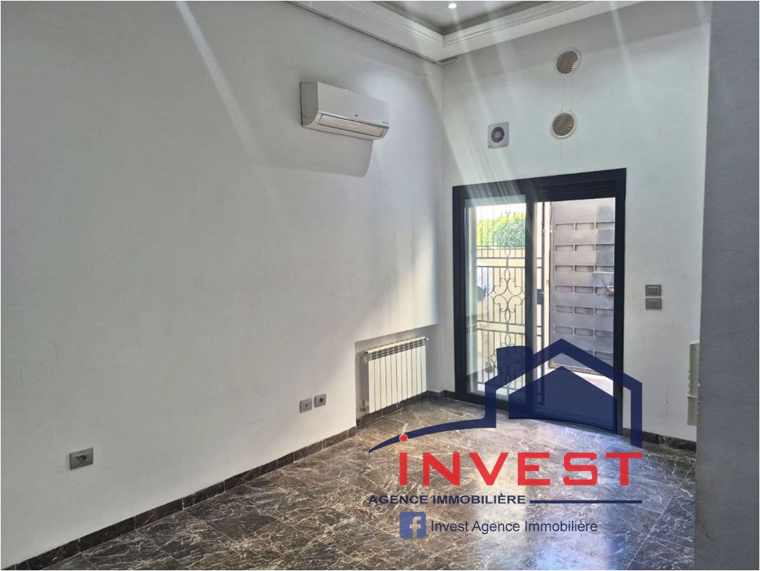 La Marsa&nbsp;Cite El Moustakbel (La Marsa)&nbsp;Location&nbsp;Appart. 1 pi�ce&nbsp;Appartement s1  � proximit� du grand carrefour