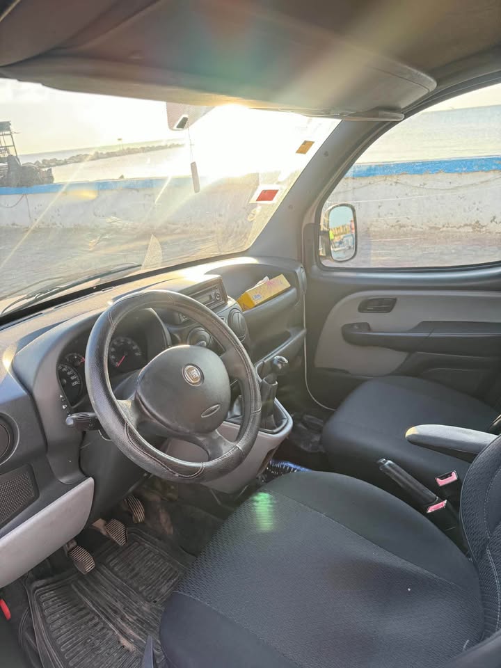Ben Arous&nbsp;Ben Arous&nbsp;Fiat&nbsp;Doblo&nbsp;2008 fiat doblo