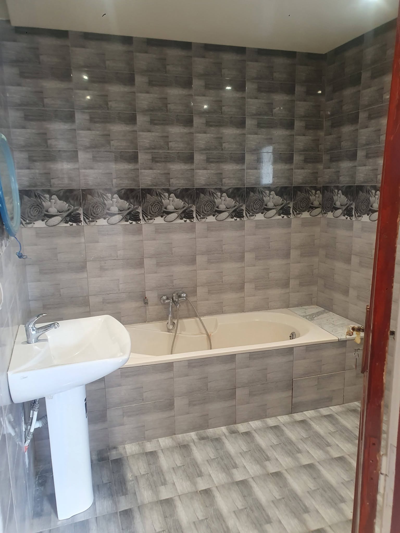 El Menzah&nbsp;El Manar 1&nbsp;Location&nbsp;Appart. 2 pi�ces&nbsp;Joli appartement s2 au rdc vide