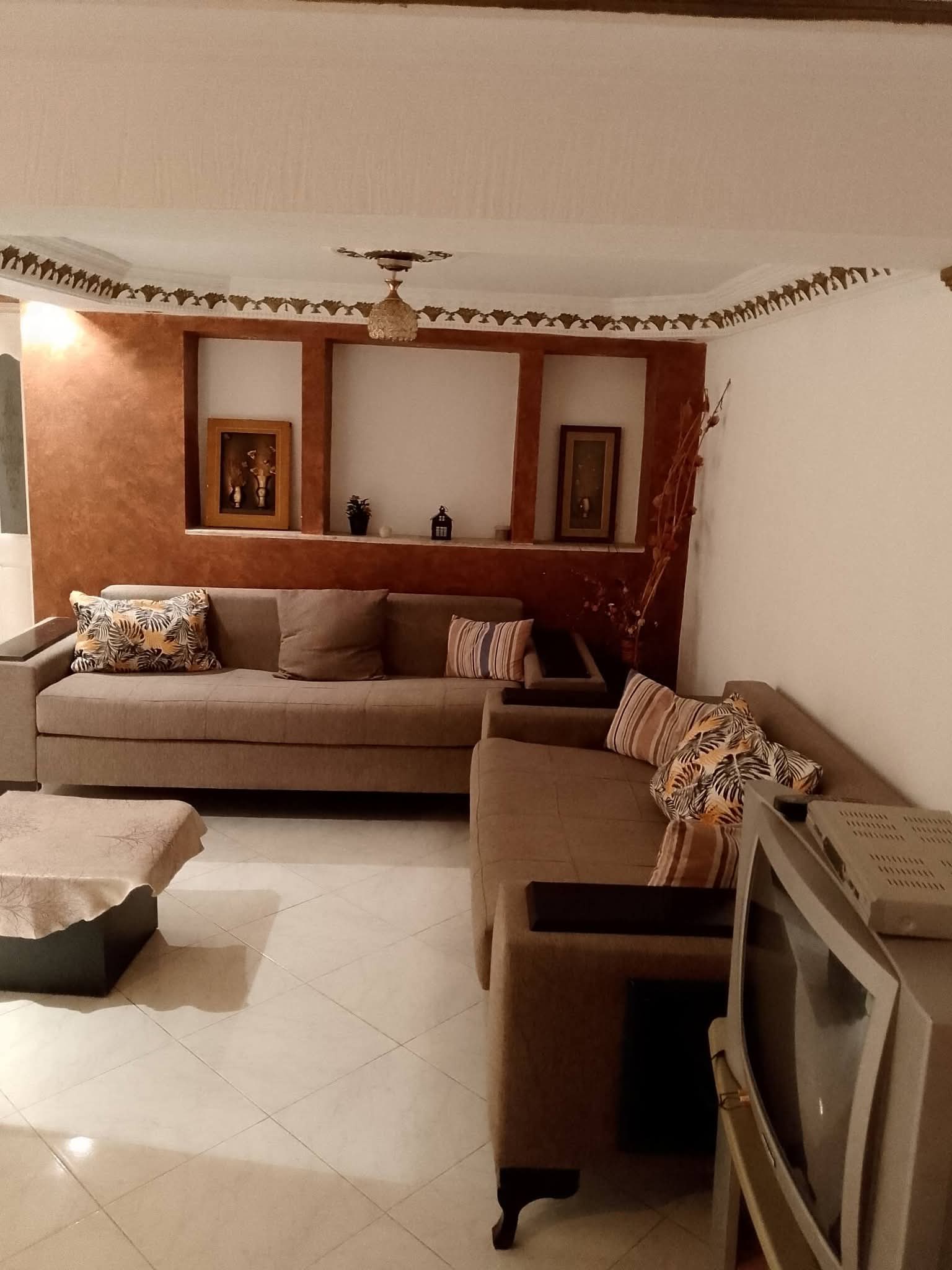 El Menzah&nbsp;Mutuelle Ville&nbsp;Location&nbsp;Appart. 2 pi�ces&nbsp;Super rdc de villa meubl�e