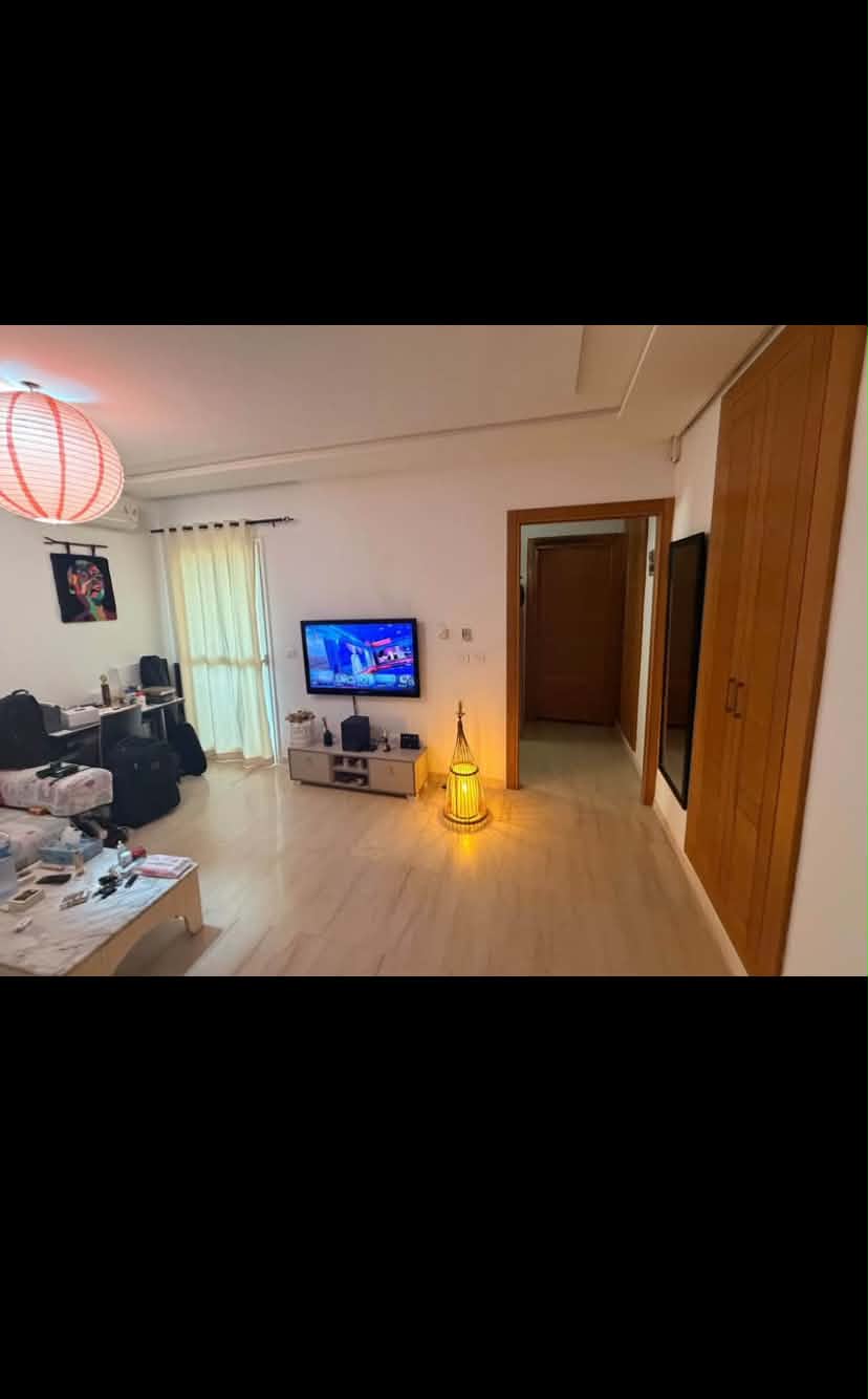La Marsa&nbsp;Cite Bhar Lazreg&nbsp;Location&nbsp;Appart. 1 pi�ce&nbsp;S plus 1 propre avec ppss