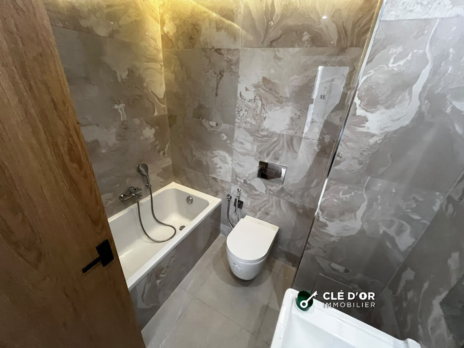 Ain Zaghouan&nbsp;Jardins de Carthage&nbsp;Vente&nbsp;Appart. 2 pi�ces&nbsp;Spacieux s2 au jardin de carthage