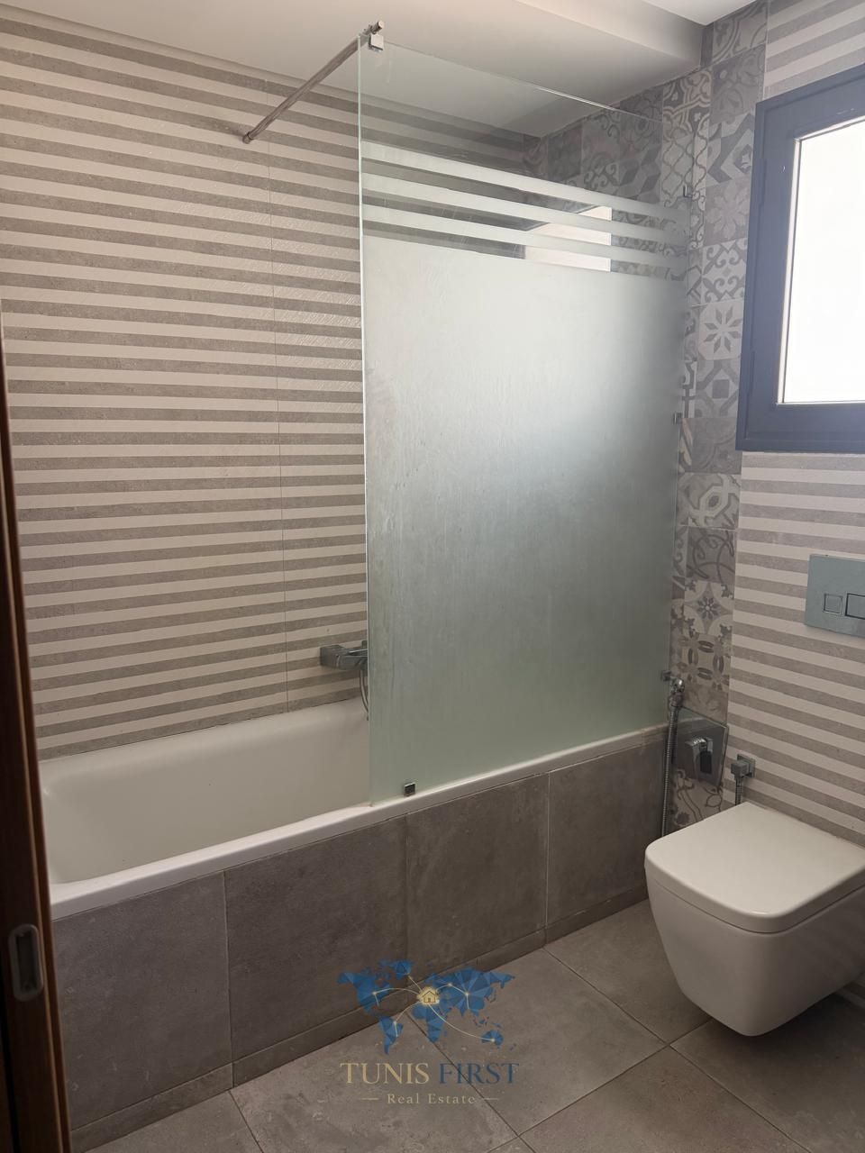 La Soukra&nbsp;La Soukra&nbsp;Location&nbsp;Appart. 3 pi�ces&nbsp;Appartement s2 vide � la soukra