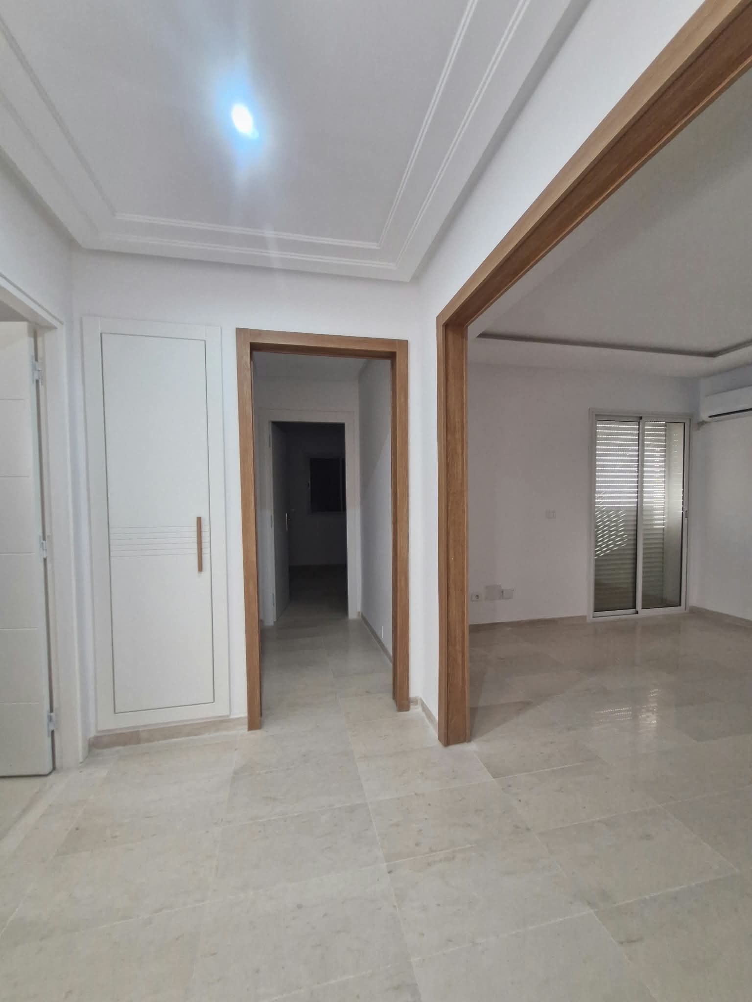 La Soukra&nbsp;Borj Louzir&nbsp;Location&nbsp;Appart. 2 pi�ces&nbsp;Appartement s2 r�sidence essaraya 3 borj louzir